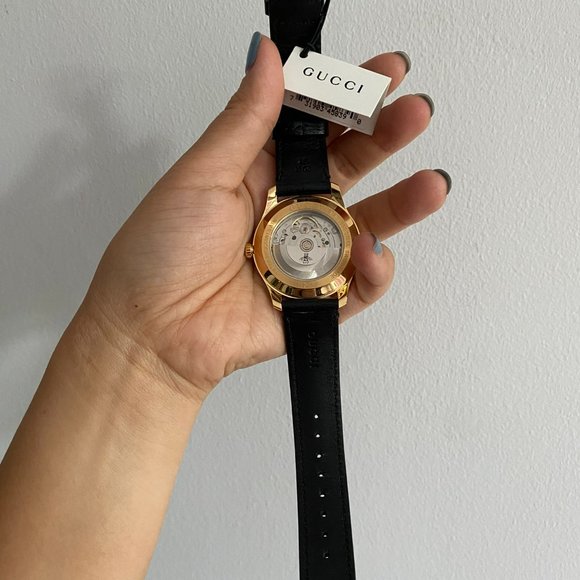 SALE**** Gucci Men's Watch - Gold Guilloche Dial black Leather ** NEW WITH BOX** - Picture 5 of 7